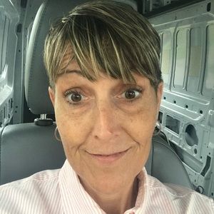 Meet your Posher, Marie